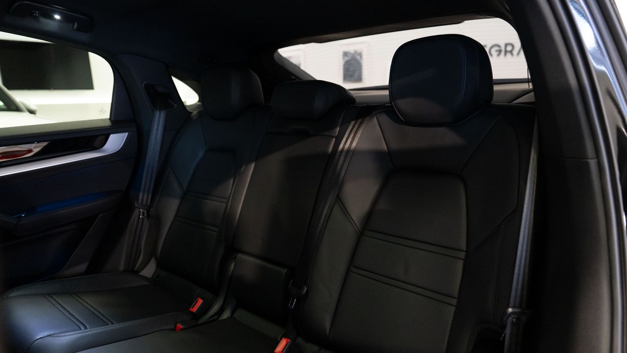 Porsche Cayenne S Coupe E-hybrid - Foto 29