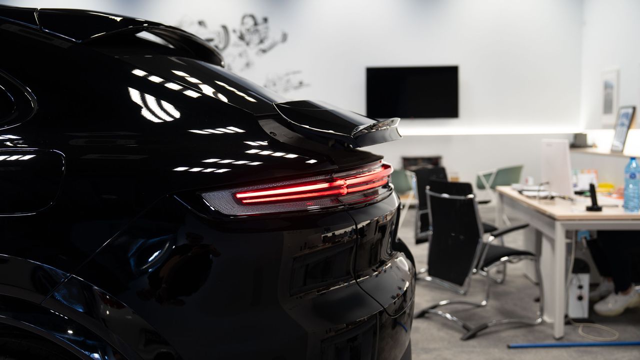 Porsche Cayenne S Coupe E-hybrid - Foto 34