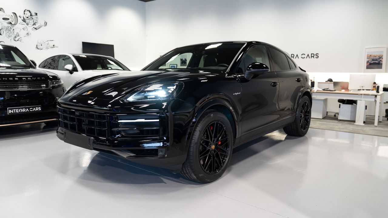 Porsche Cayenne S Coupe E-hybrid - Foto 5