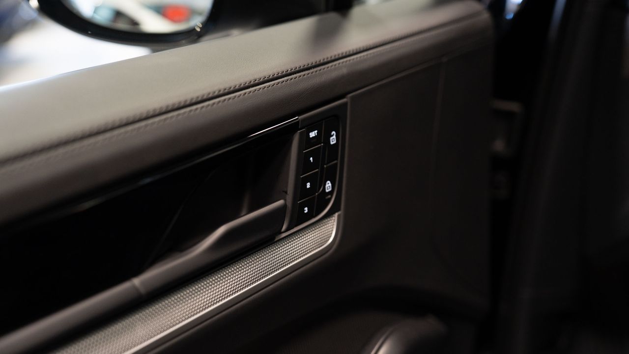 Porsche Cayenne S Coupe E-hybrid - Foto 28