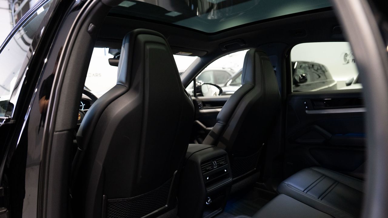 Porsche Cayenne S Coupe E-hybrid - Foto 31