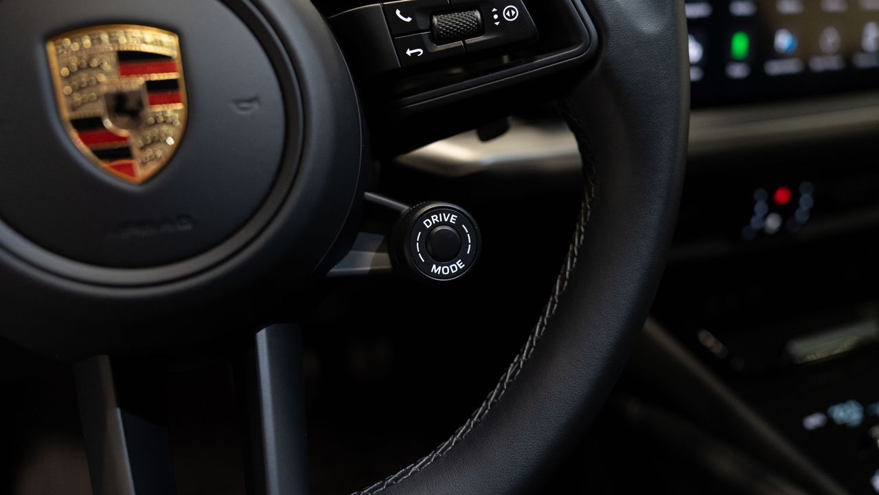 Porsche Cayenne S Coupe E-hybrid - Foto 41