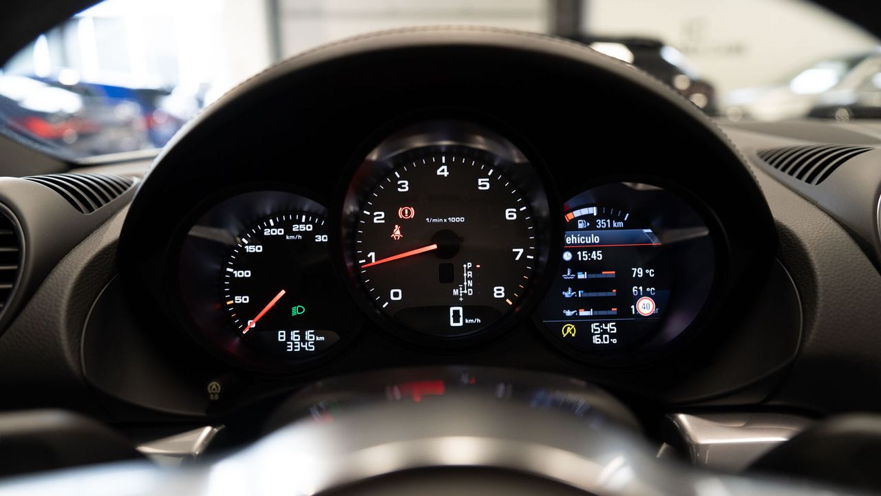 Porsche 718 Boxster S - Foto 17