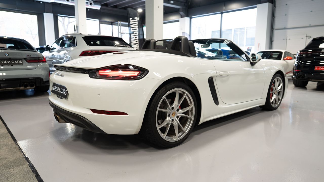 Porsche 718 Boxster S - Foto 13