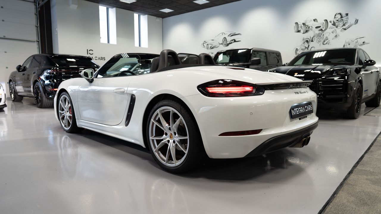 Porsche 718 Boxster S - Foto 9