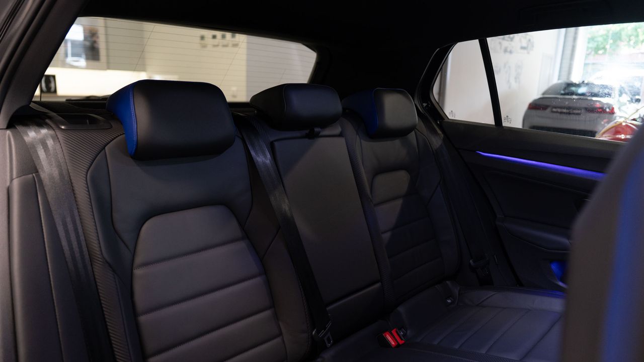 Volkswagen Golf R 20 ANIVERSARIO - Foto 28