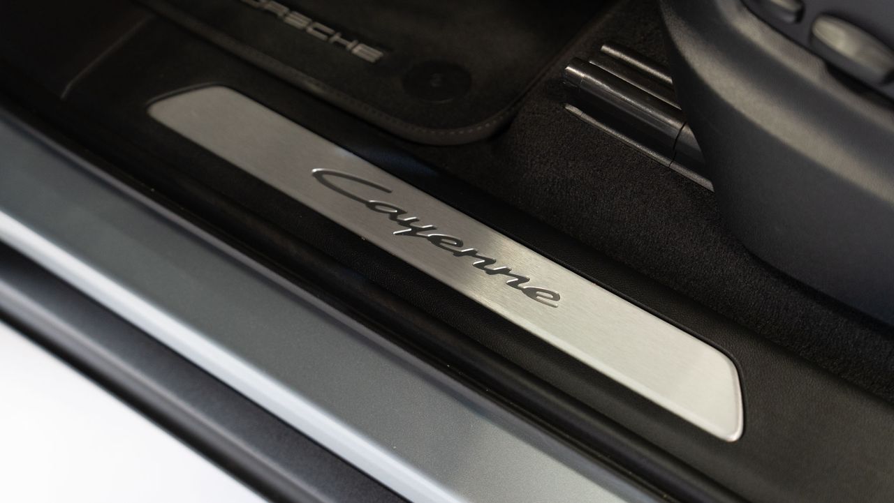 Porsche Cayenne Coupe E-hybrid - Foto 45