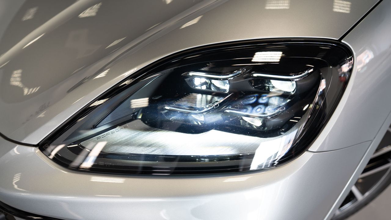 Porsche Cayenne Coupe E-hybrid - Foto 39