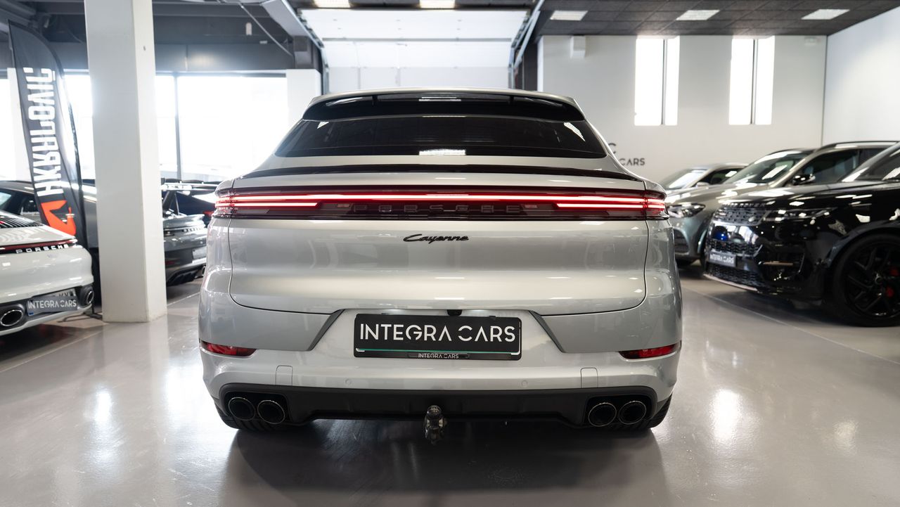 Porsche Cayenne Coupe E-hybrid - Foto 8