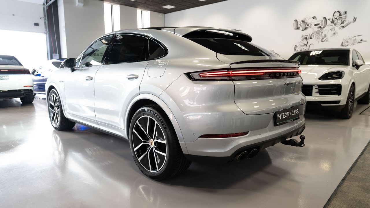 Porsche Cayenne Coupe E-hybrid - Foto 7