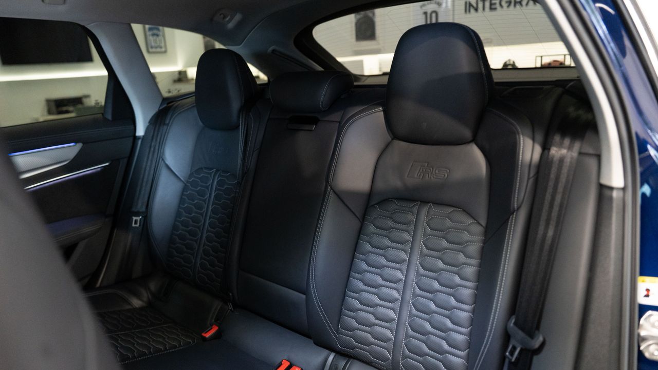 Audi A6 RS 6 Avant TFSI quattro 441 kW (600 CV) tiptronic - Foto 31