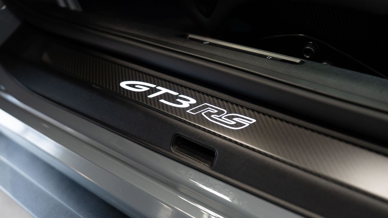 Porsche 911 992 GT3 RS - Foto 27