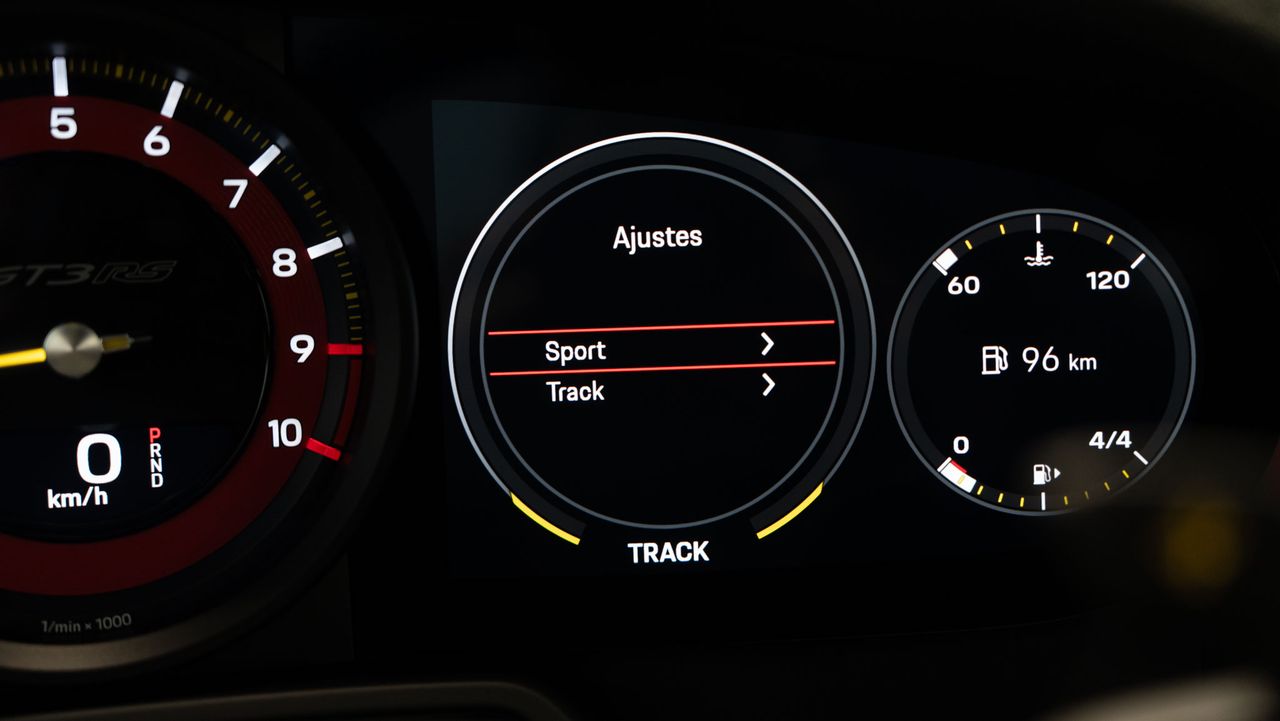 Porsche 911 992 GT3 RS - Foto 37