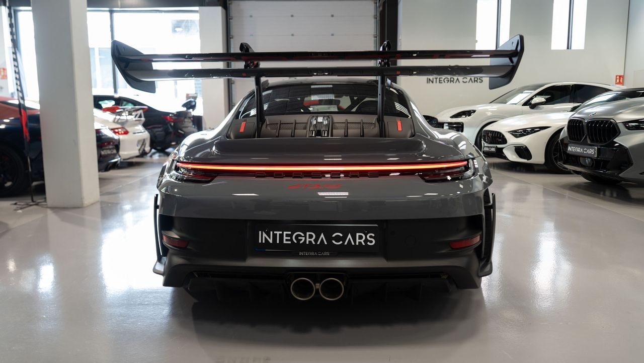 Porsche 911 992 GT3 RS - Foto 11