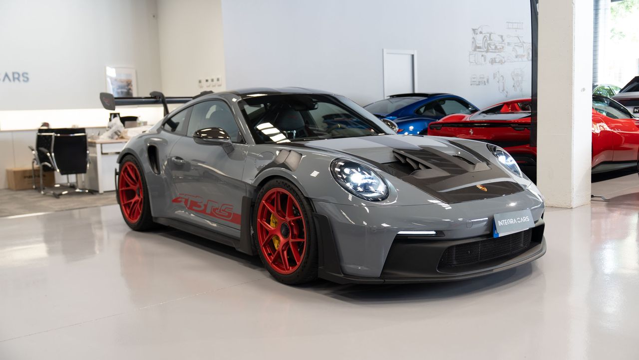 Porsche 911 992 GT3 RS - Foto 18