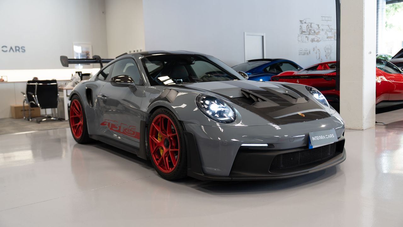 Porsche 911 992 GT3 RS - Foto 17