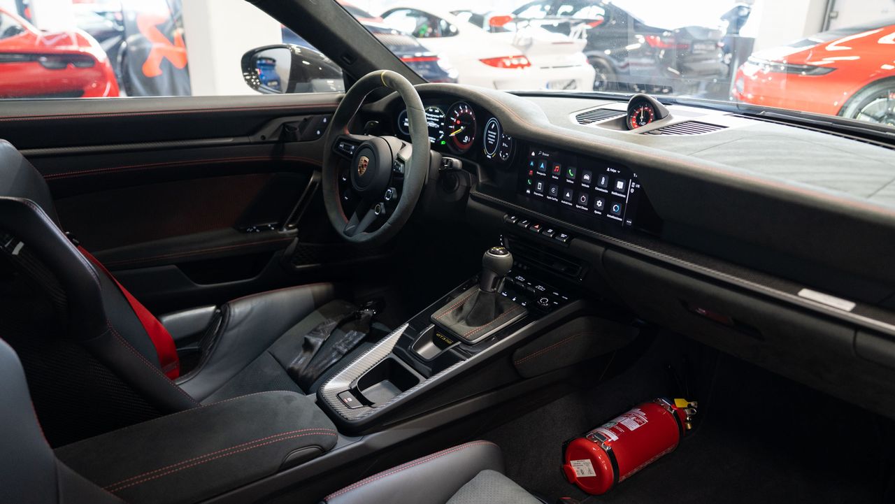 Porsche 911 992 GT3 RS - Foto 50