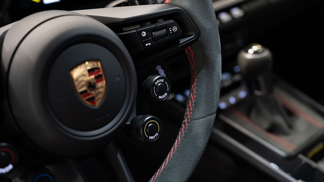 Porsche 911 992 GT3 RS - Foto 44