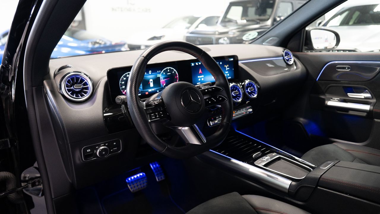 Mercedes GLA 220 d 4MATIC - Foto 12