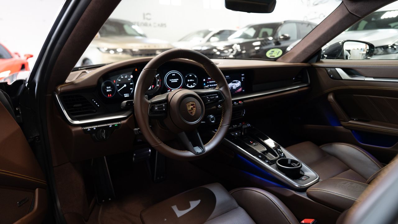 Porsche 911 Turbo S - Foto 16