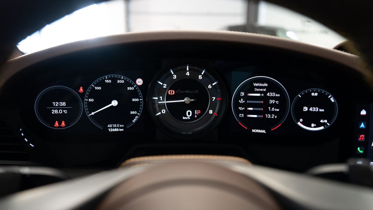 Porsche 911 Turbo S - Foto 17
