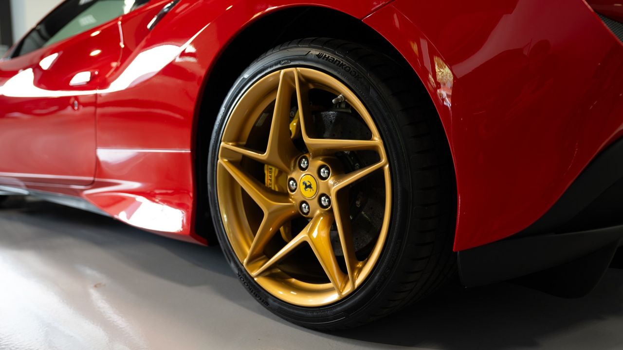 Ferrari F8 Spider - Foto 45
