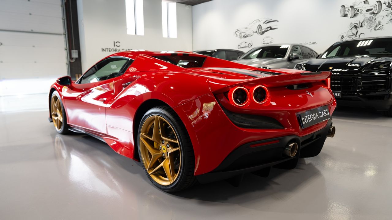 Ferrari F8 Spider - Foto 13