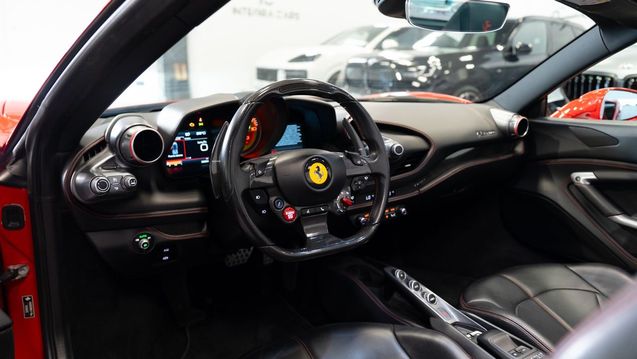 Ferrari F8 Spider - Foto 23