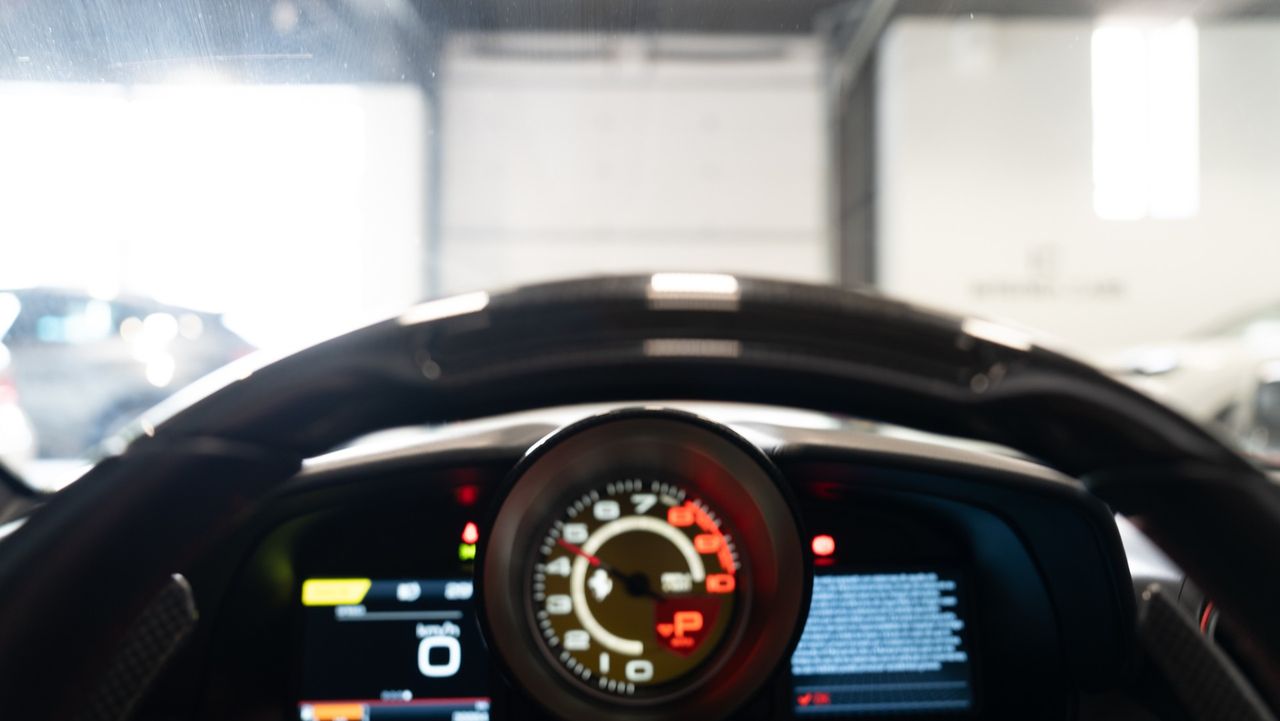 Ferrari F8 Spider - Foto 25
