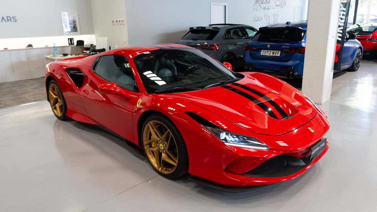 Ferrari F8 Spider - Foto 21