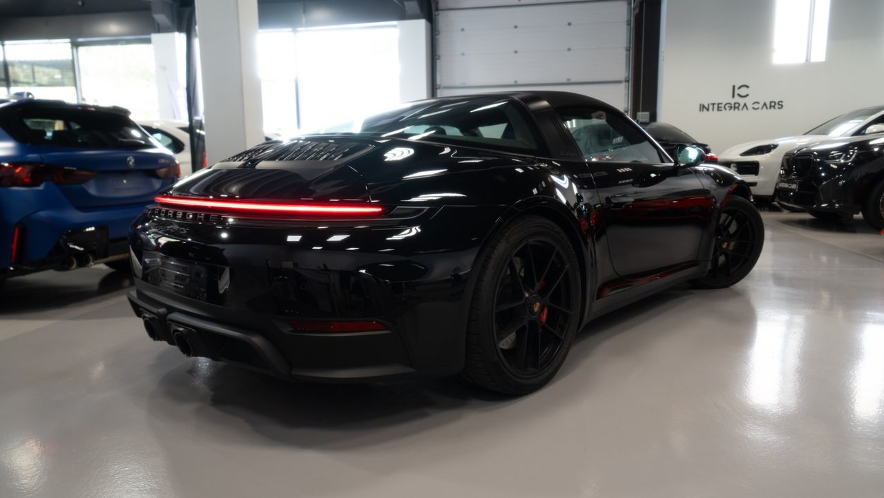 Porsche 911 Targa 4 GTS - Foto 32