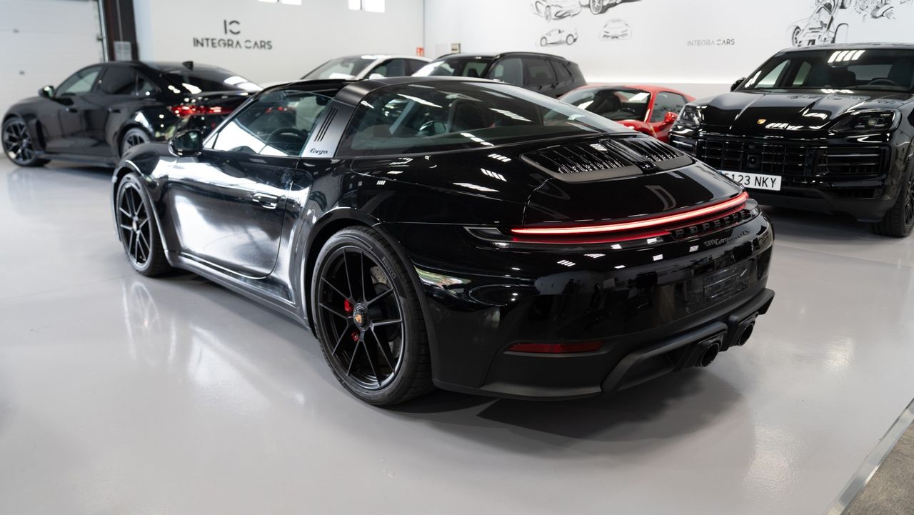 Porsche 911 Targa 4 GTS - Foto 7