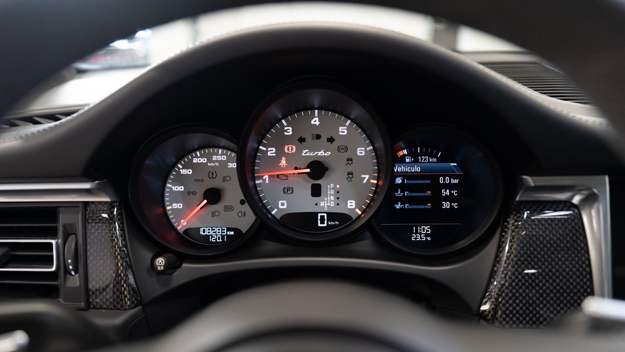 Porsche Macan Turbo - Foto 13