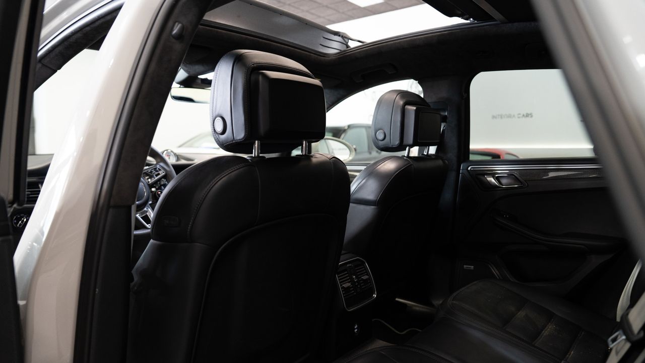 Porsche Macan Turbo - Foto 20