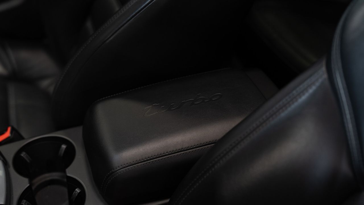 Porsche Macan Turbo - Foto 25
