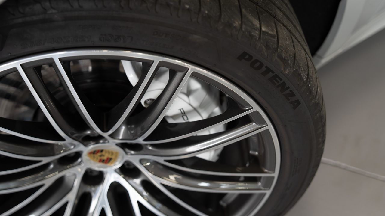 Porsche Macan Turbo - Foto 40