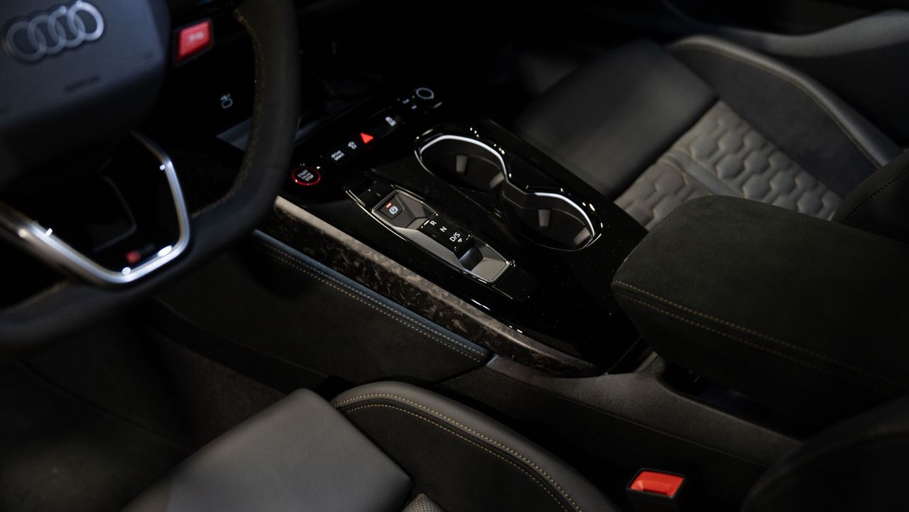Audi A5 RS 5 Avant eHybrid - Foto 38