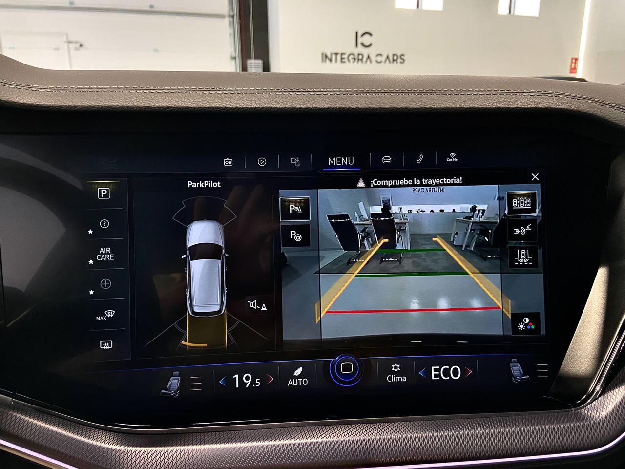 Volkswagen Touareg R 3.0 V6 TSI 340kW Tip 4M  - Foto 28