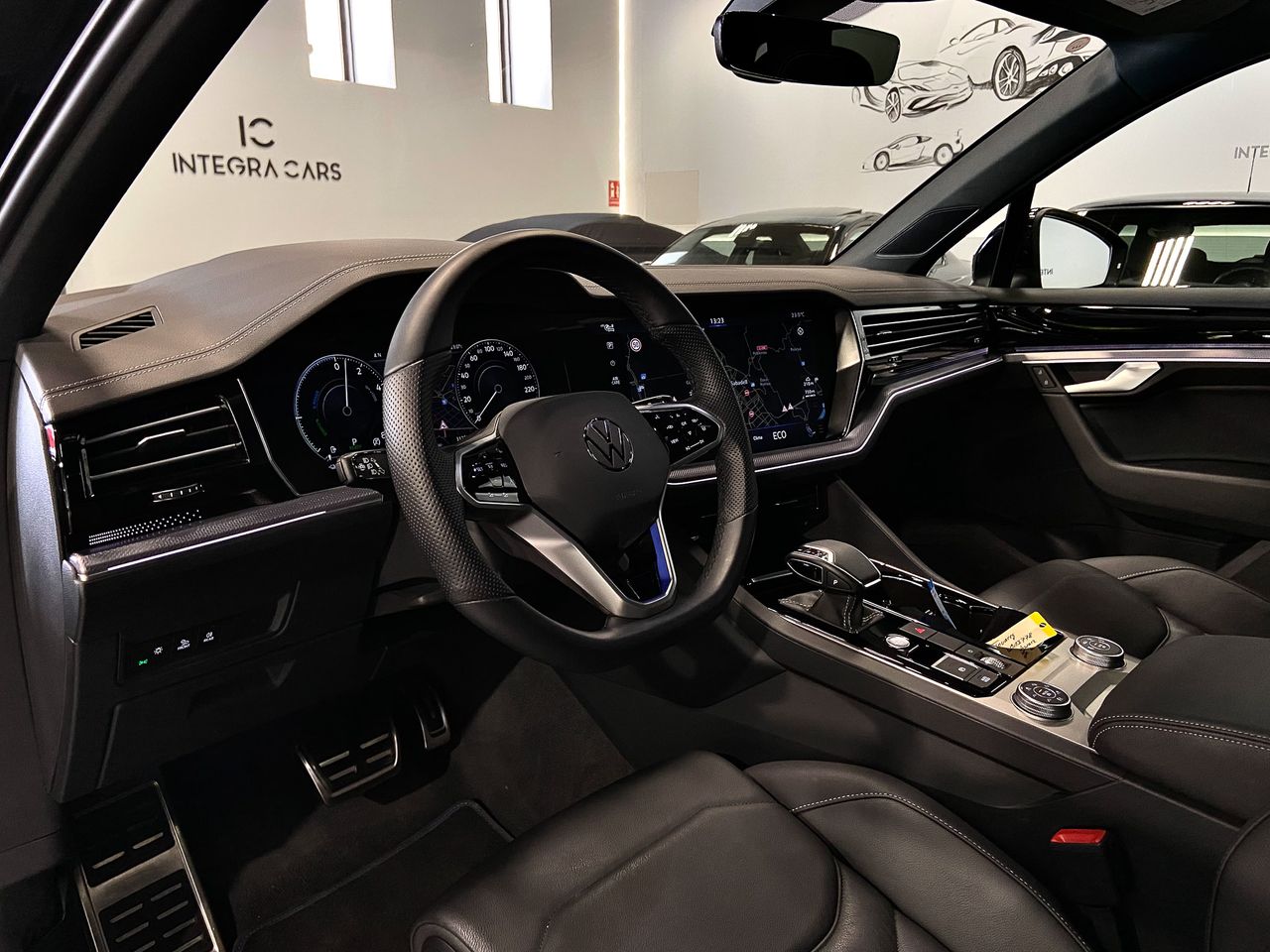 Volkswagen Touareg R 3.0 V6 TSI 340kW Tip 4M  - Foto 22