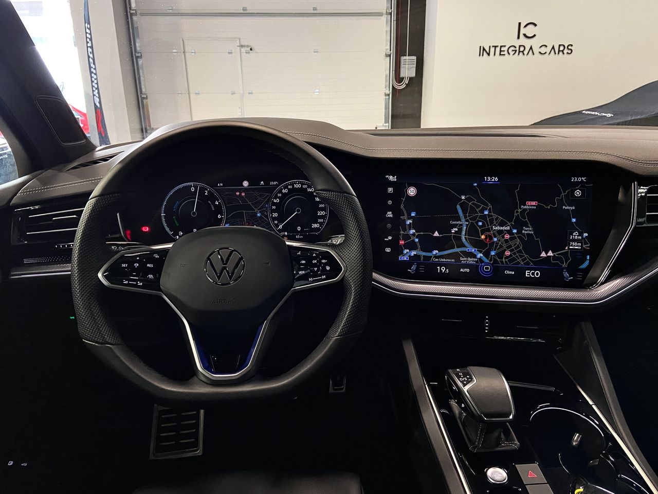 Volkswagen Touareg R 3.0 V6 TSI 340kW Tip 4M  - Foto 31