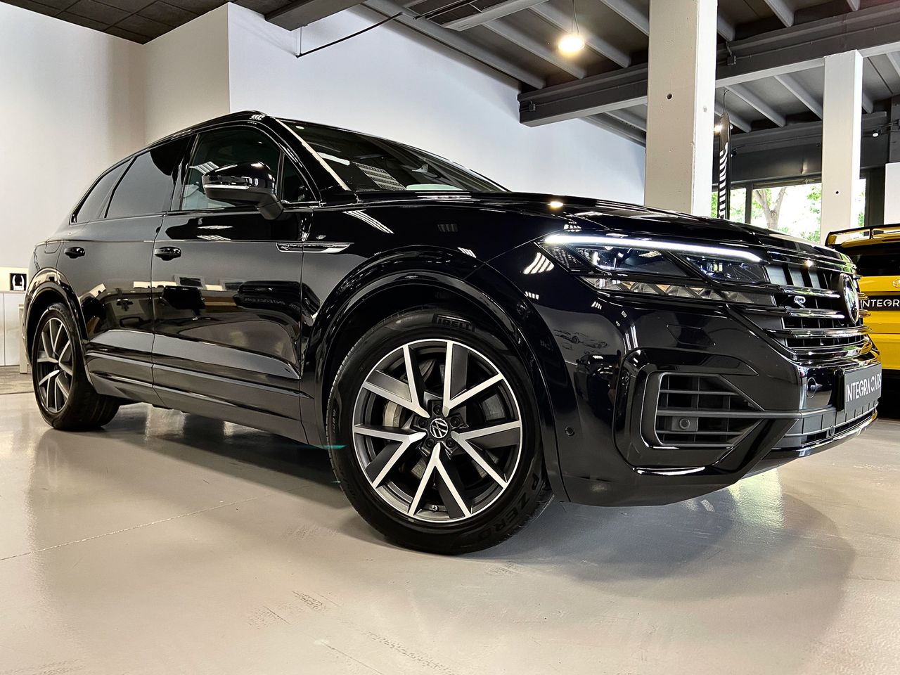 Volkswagen Touareg R 3.0 V6 TSI 340kW Tip 4M  - Foto 18