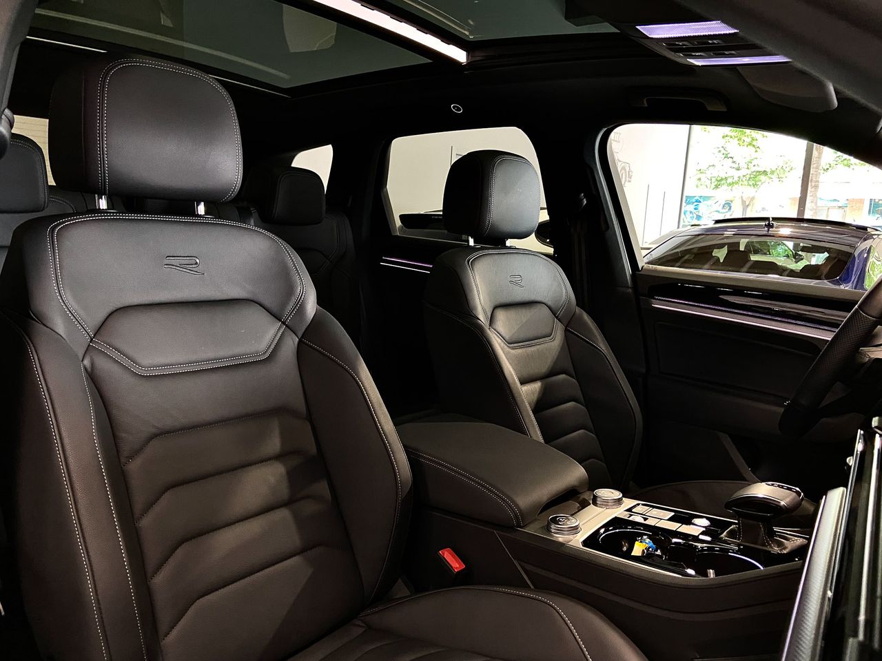 Volkswagen Touareg R 3.0 V6 TSI 340kW Tip 4M  - Foto 37