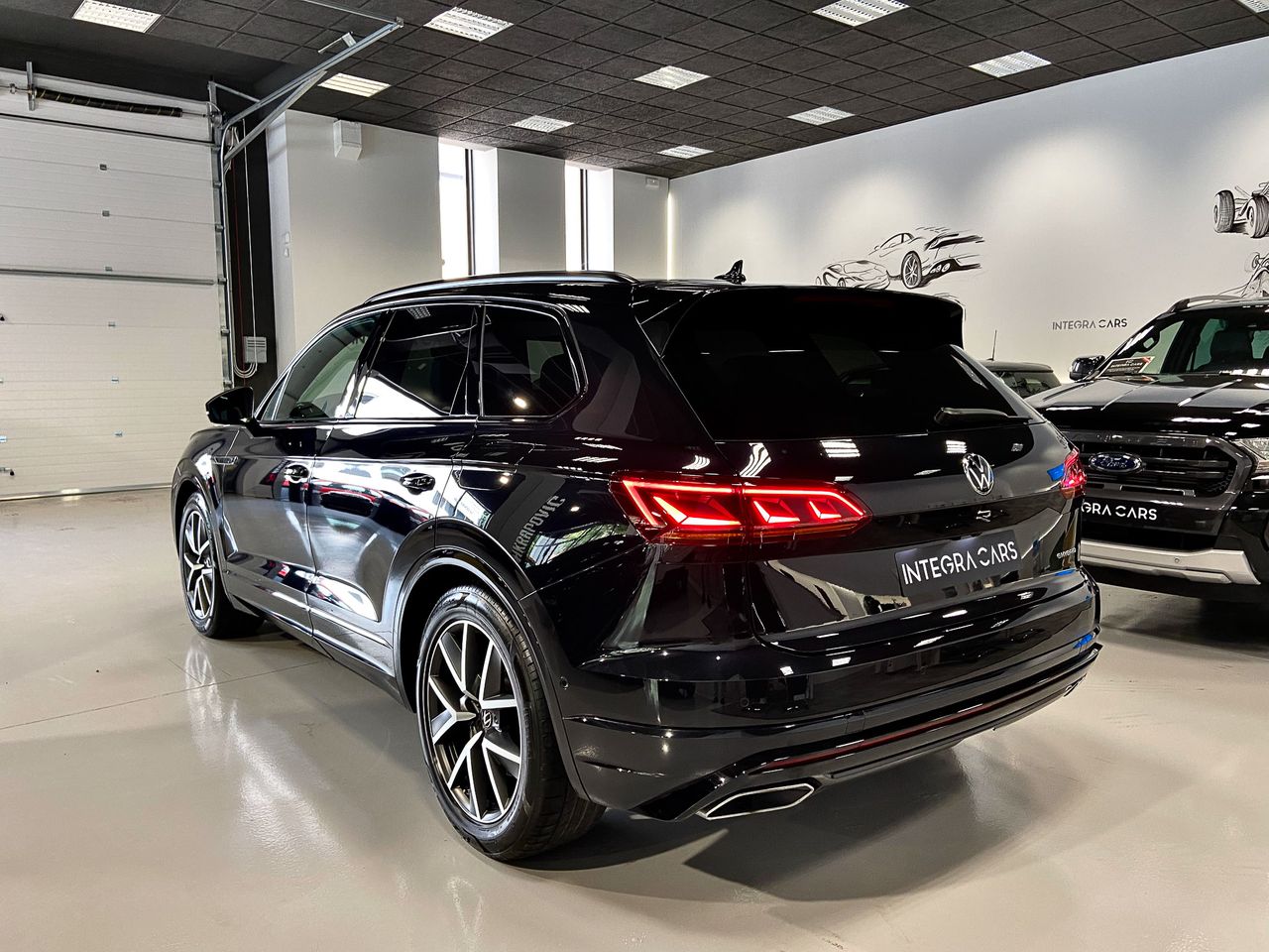 Volkswagen Touareg R 3.0 V6 TSI 340kW Tip 4M  - Foto 8