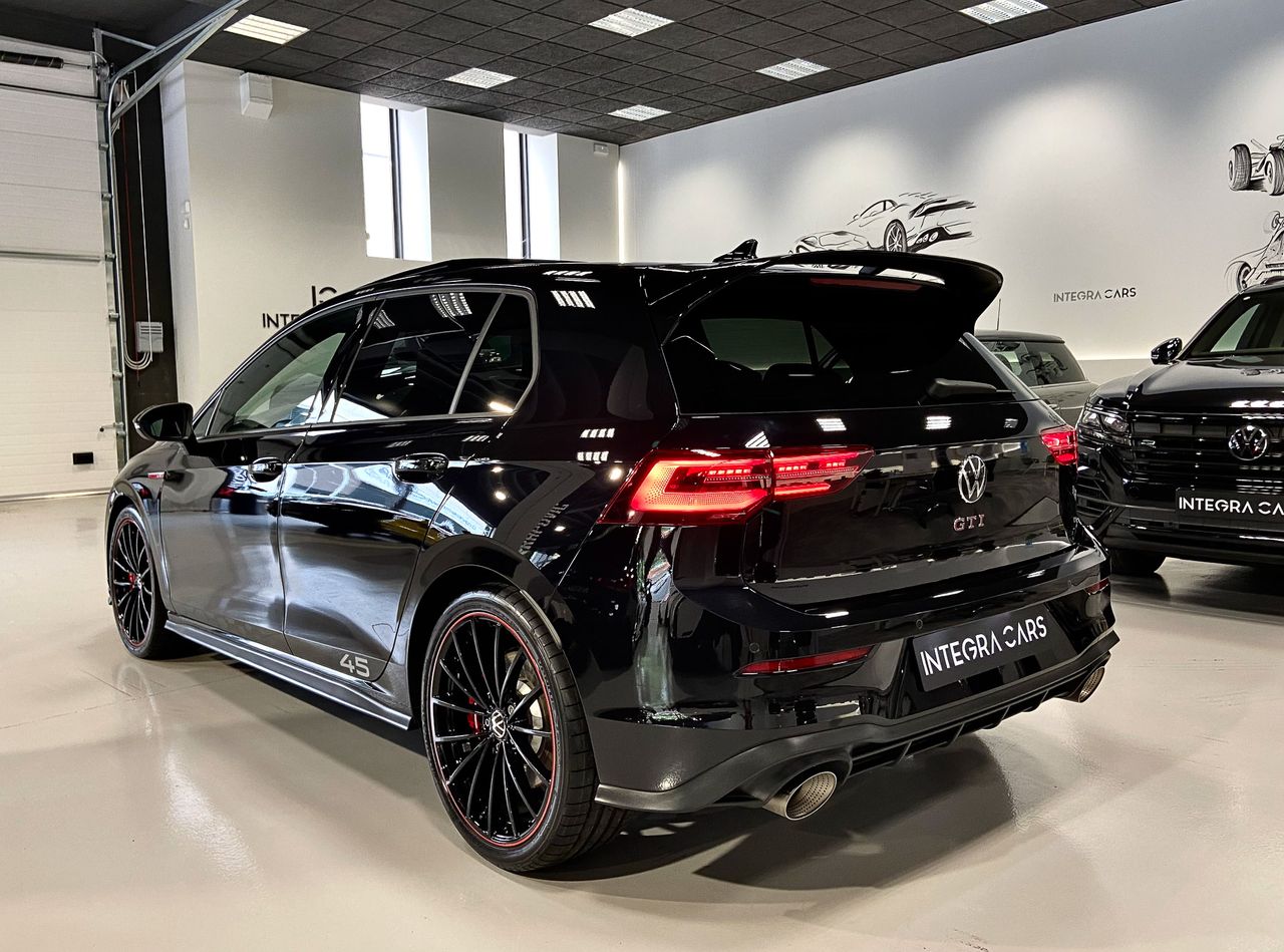 Volkswagen Golf VOLKSWAGEN Golf GTI Clubsport 2.0 TSI 221kW 300CV DSG 5p.  - Foto 9