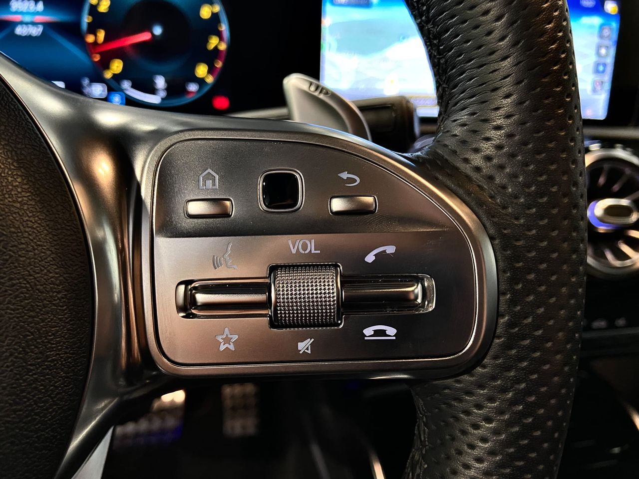 Mercedes Clase A MERCEDES-BENZ Clase A MercedesAMG A 35 4MATIC 5p.  - Foto 32