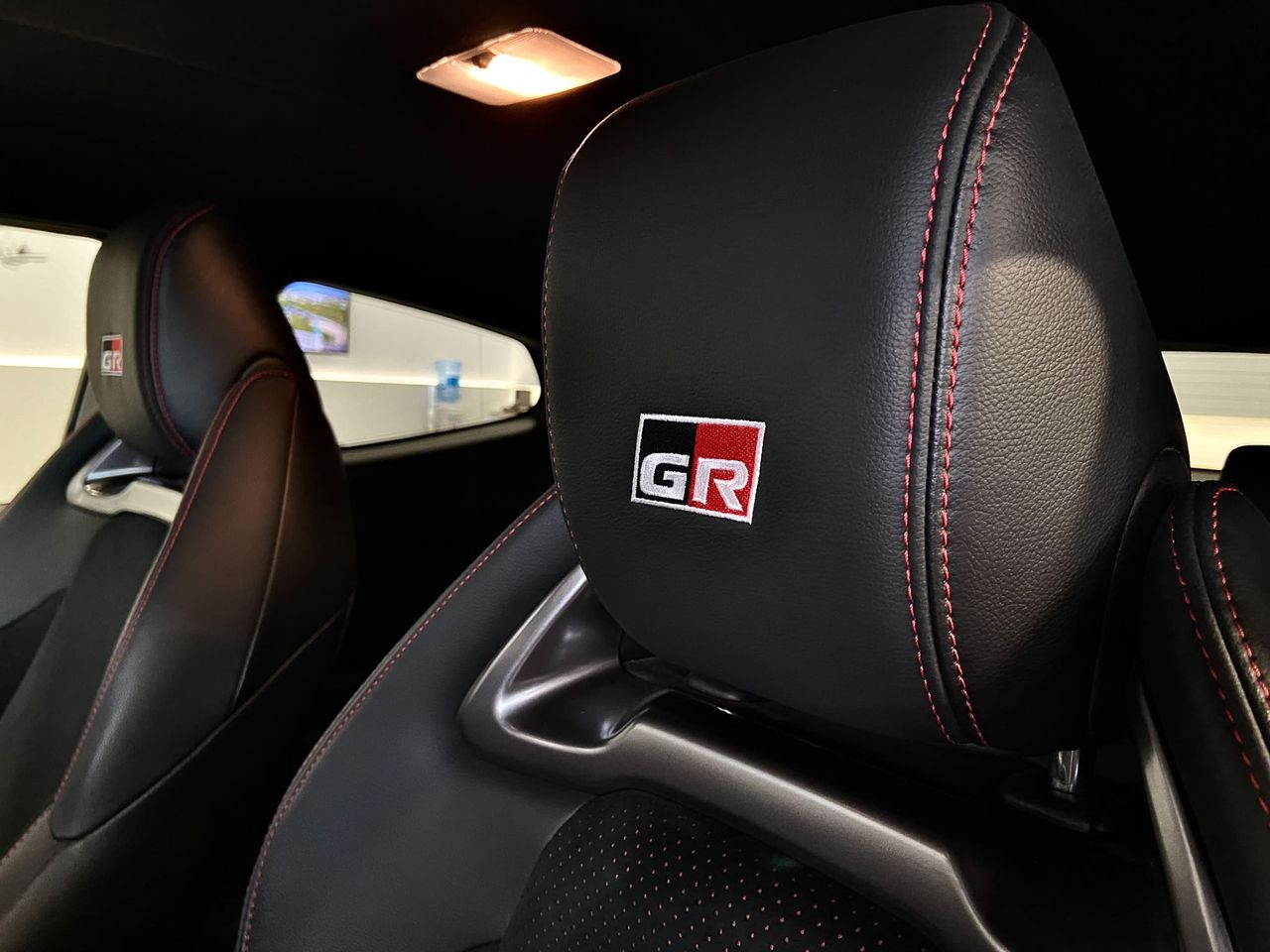 Toyota GR Yaris TOYOTA GR Yaris 1.6 192kW RZ Circuit Pack 3p.  - Foto 33