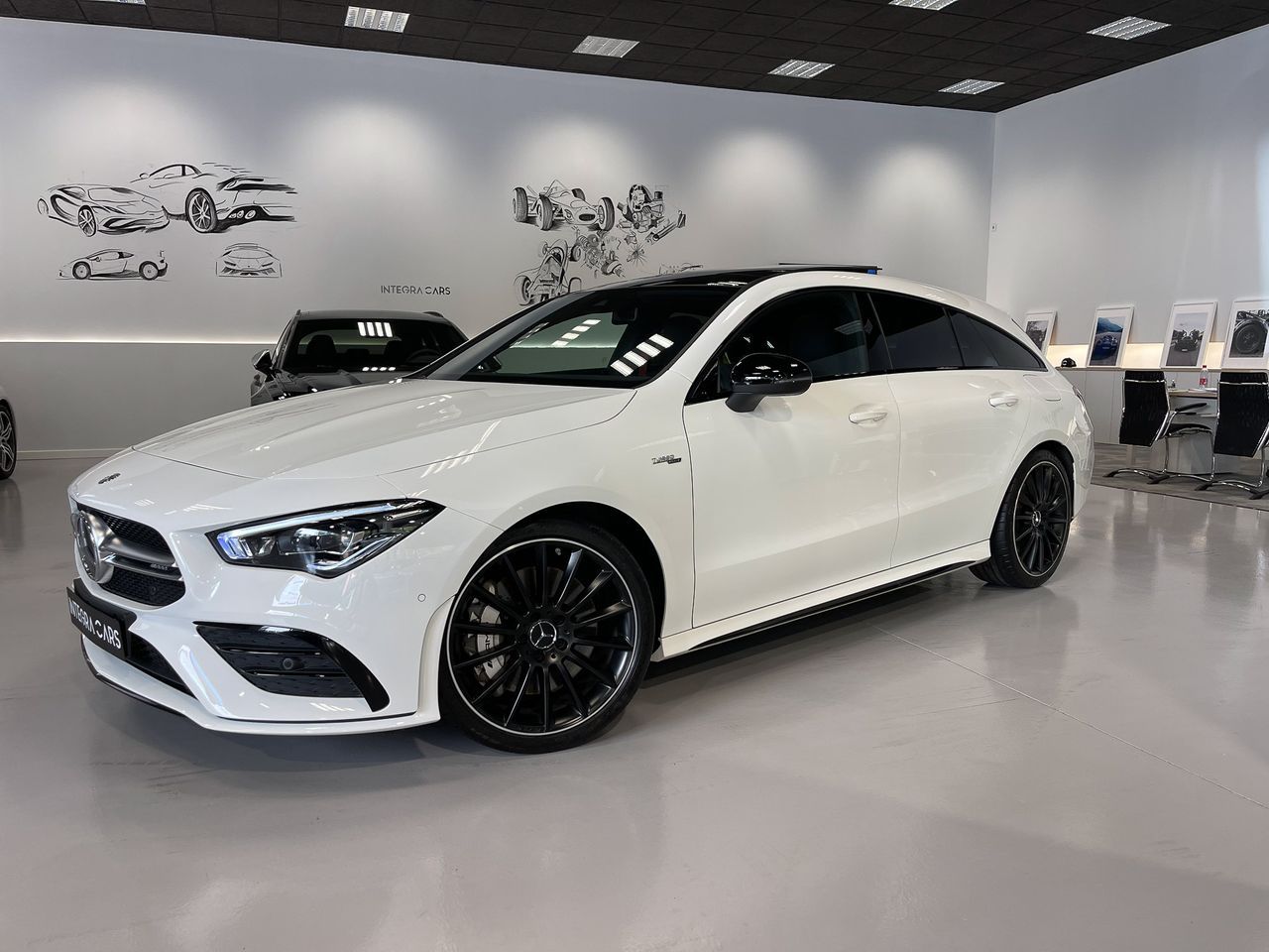 Mercedes CLA MercedesAMG 35 4Matic Shooting Bra 5p.  - Foto 3
