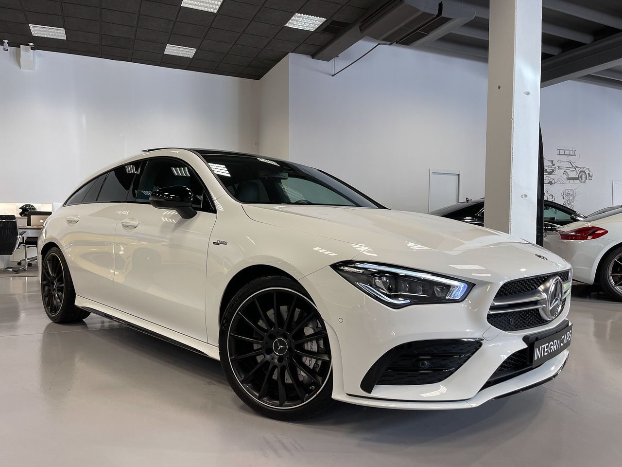 Mercedes CLA MercedesAMG 35 4Matic Shooting Bra 5p.  - Foto 14