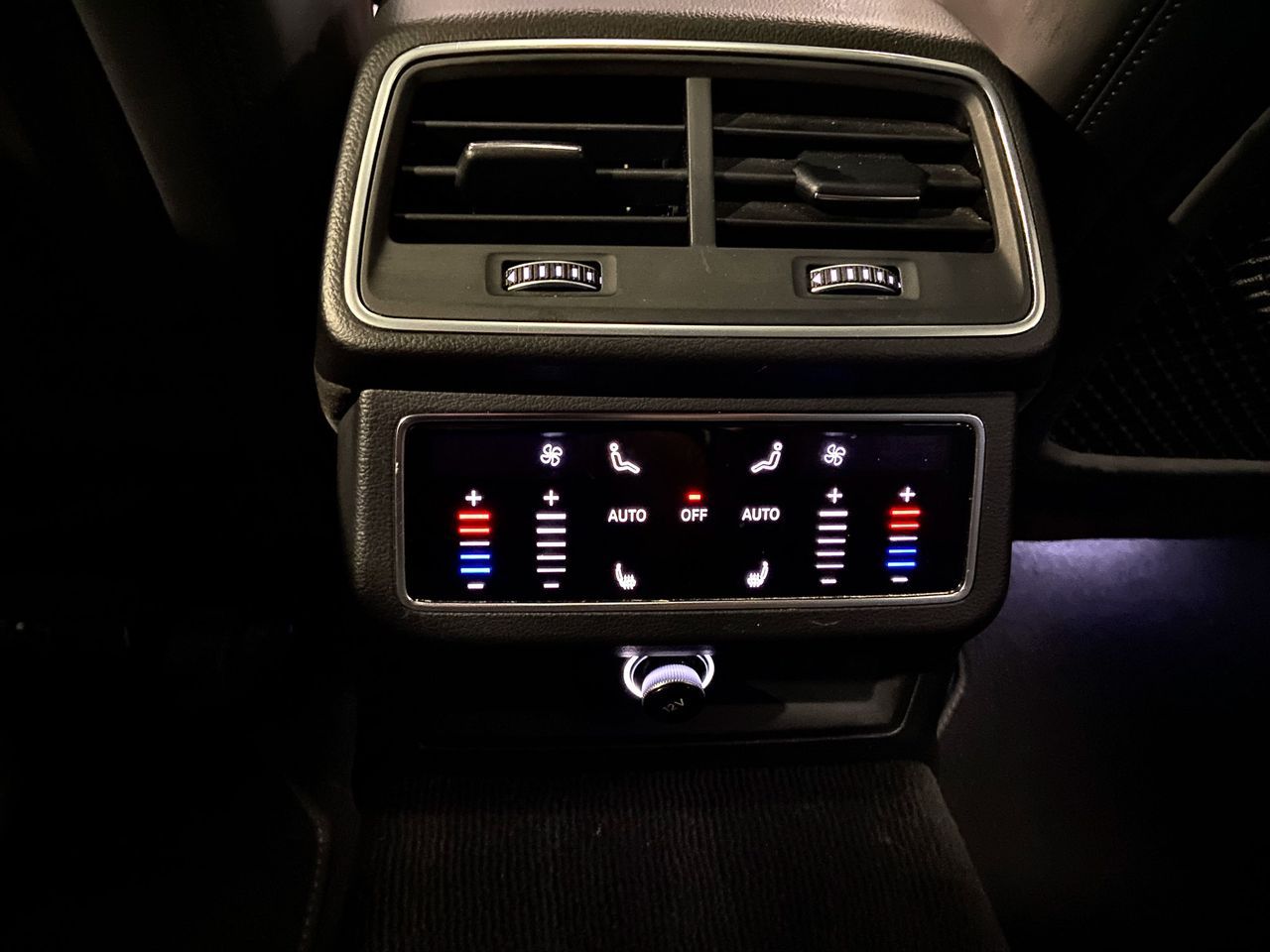 Audi A6 AUDI A6 RS 6 Avant TFSI quattro 5p.  - Foto 35