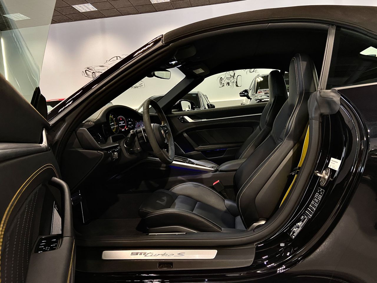 Porsche 911 Turbo S Cabrio 650cv  - Foto 30